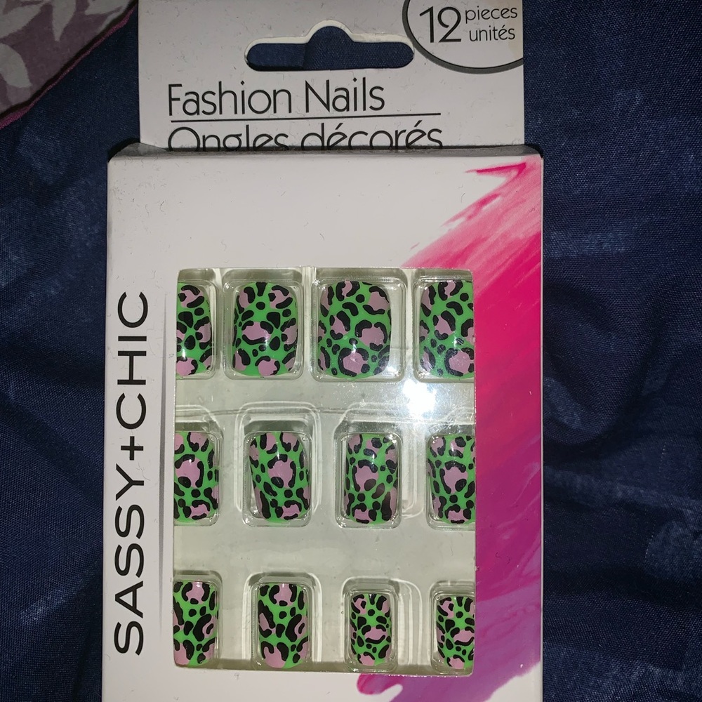 nail bundle - Picture 3 of 3